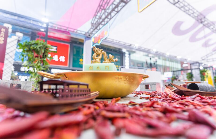 火鍋的特色菜品有哪些？這些必吃菜品不容錯(cuò)過(guò)