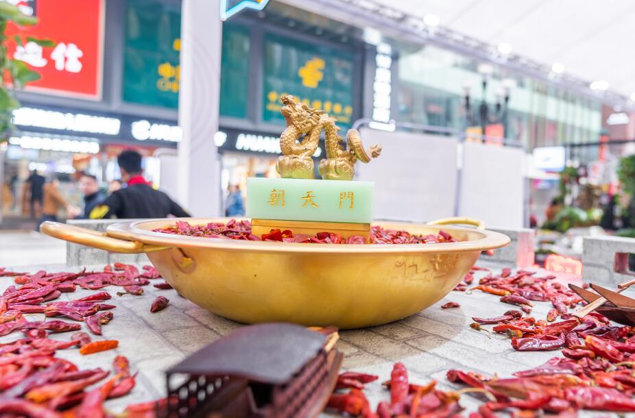 哈密開火鍋加盟店如何經(jīng)營？怎么管理？