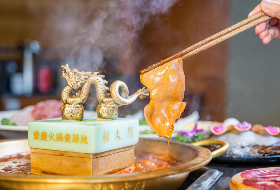 網(wǎng)紅火鍋是如何火起來(lái)的？究竟能火多久？