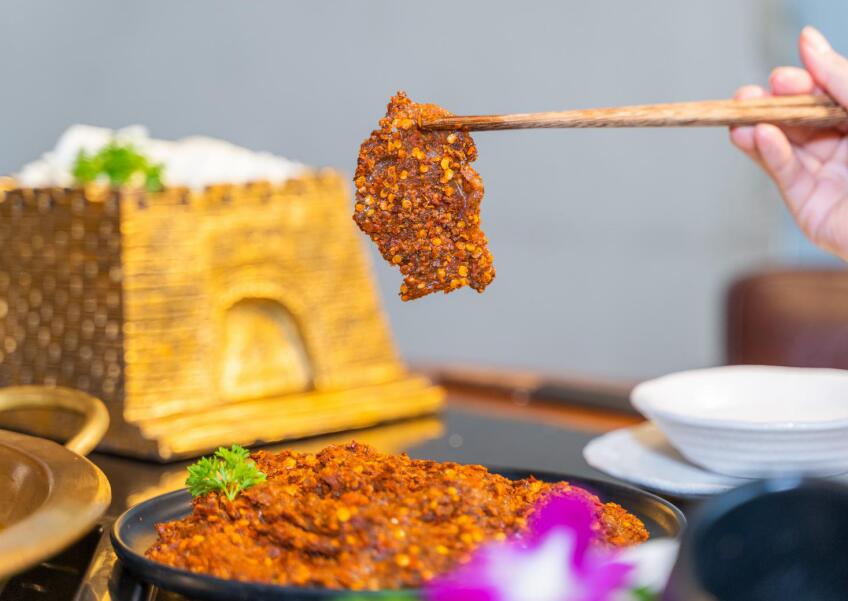 火鍋店這樣裝修，看起來(lái)雅致又大氣！