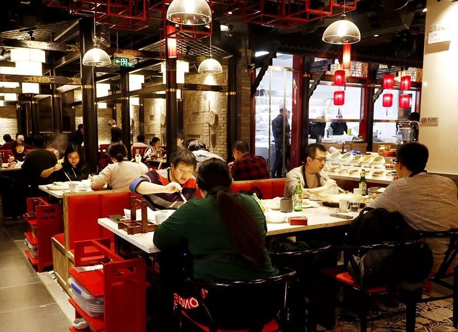 新開的重慶火鍋店沒人光顧？這樣擺盤人氣高漲！