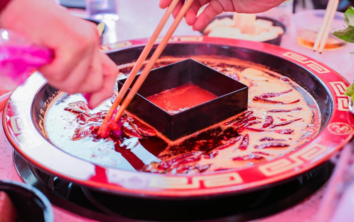 潞城開火鍋加盟店，需要跟人合伙嗎？