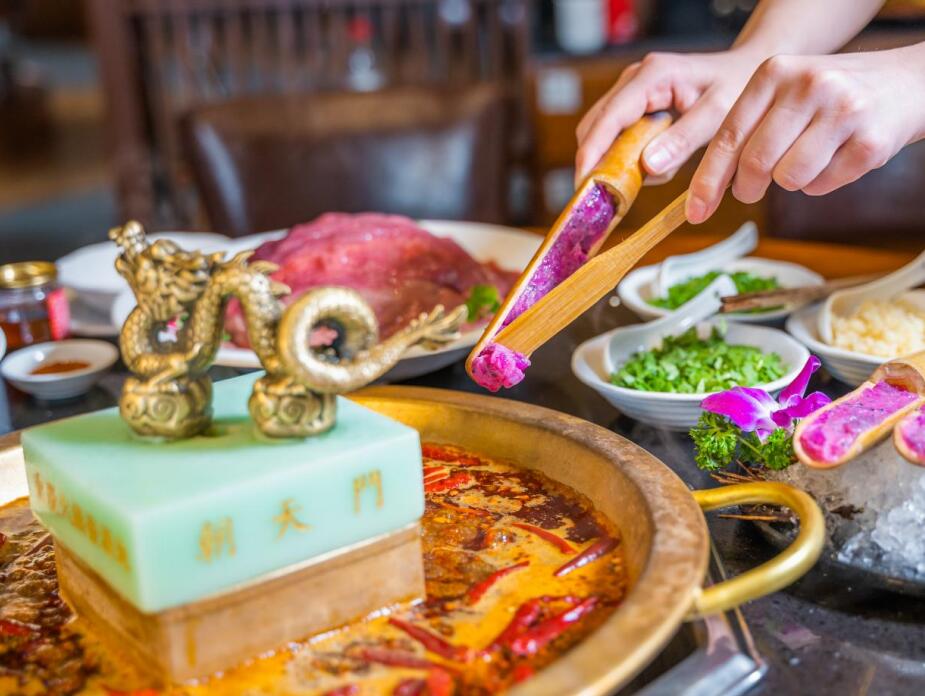 疫情下火鍋行業(yè)迎來(lái)了哪些機(jī)遇？