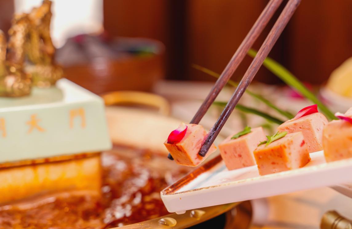 今天才懂！明星熱衷于開火鍋店，竟是因為這？