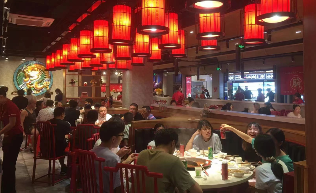 為什么年輕人喜歡吃，火鍋土豆粉？